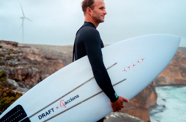 ACCIONA Creates World-First Surfboards Made from Decommissioned Wind Turbine Blades